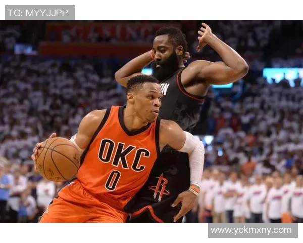 威少与哈登争夺MVP荣誉的背后故事与篮球生涯的精彩对比 威少与哈登争夺MVP荣誉的背后故事与篮球生涯的精彩对比